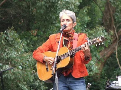 Joan Baez